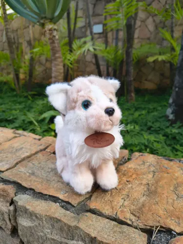 Cachorro de Pelúcia Fofo