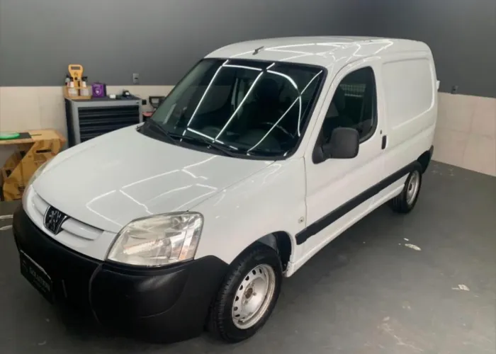 Peugeot Partner Furgão 1.6 16v/ 1.6 16V Flex 3P 2014