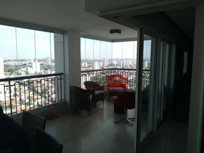 3 dormitórios à venda, 182 m² por R$ 1.900.000 - Cond. Solon Fernandes na Vila Rosália