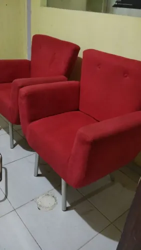 2 Poltronas vermelha