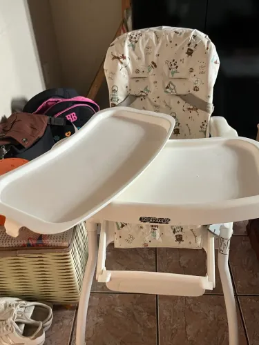Cadeira alimentação bebê