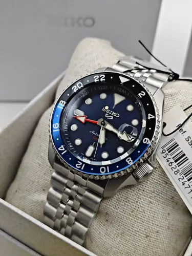 Seiko 5 Sports GMT SSK003 - Batman , Novo, Perfeito.