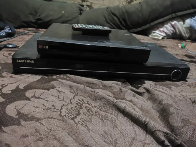 Dvd players Samsung e lg