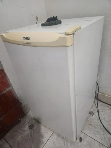 Freegobar consul 120L semi nova funcionando 100%