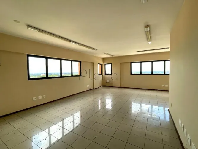 Sala comercial para locação com 65.54 m² no Jardim Chapadão, Campinas.