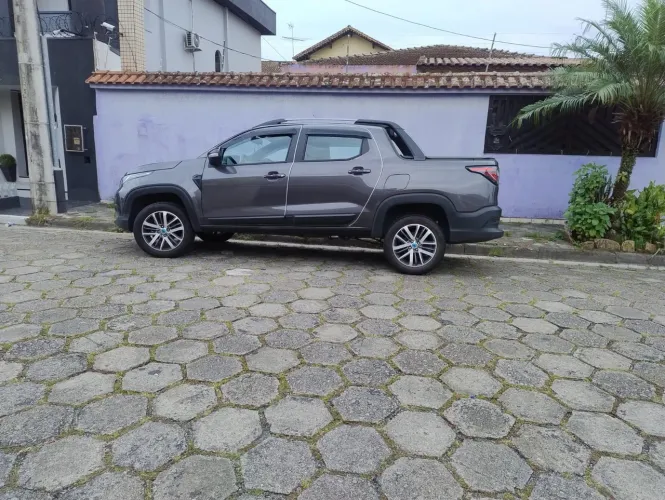 Fiat Strada Volcano 1.3 Flex 8V CD 2024