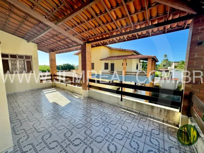 VENDO 2 CASAS DUPLEX DE 250m² CADA, EM TERRENO DE 21x35m, NA PRAIA DO CUMBUCO, PRÓXIMO AO 