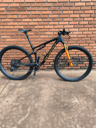Specialized epic ful Race