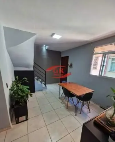 Excelente Cobertura com 02 quartos e 2 vagas livres a venda no Jardim América!