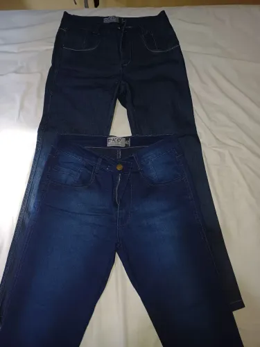 2 CALÇAS JEANS $60 CADA UMA