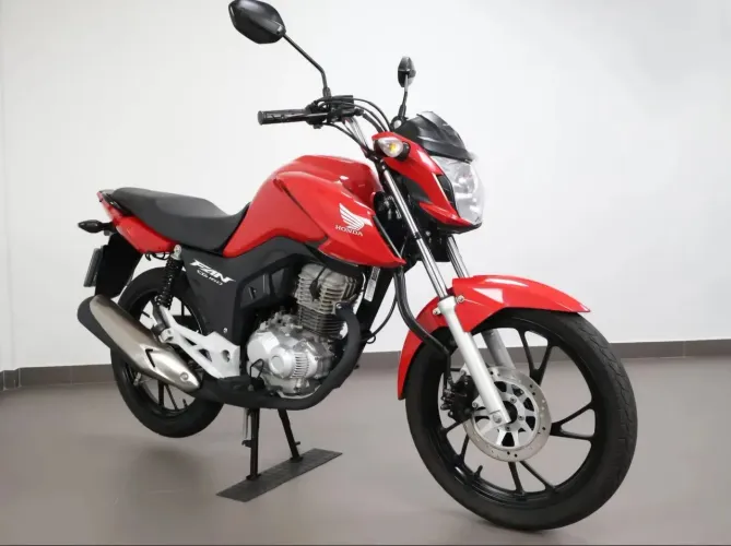 Vendo Fan 160 vermelha 2022