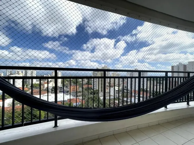 Imóvel para venda tem 217 metros quadrados com 5 quartos em Centro - Taubaté - SP
