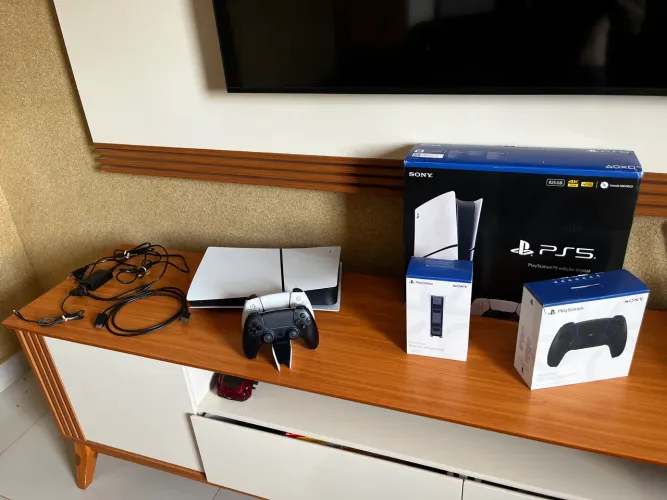 Ps5 slim semi novo