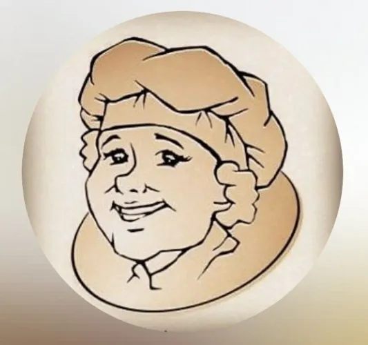 Auxiliar de Cozinha / Atendente de Salão