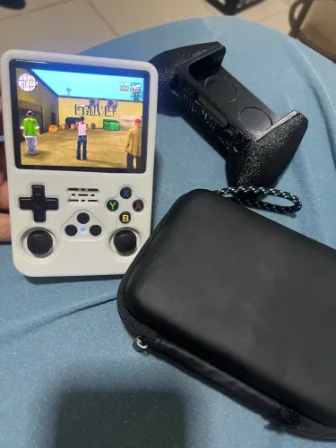 R36s vídeo game portátil