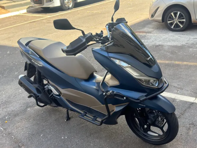Honda PCX 160 DLX 2024
