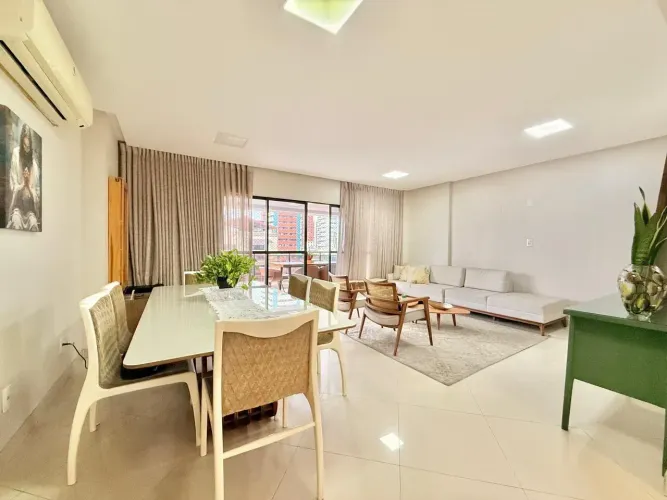 Apartamento à venda no Umarizal 4 suítes com 181,35 m²