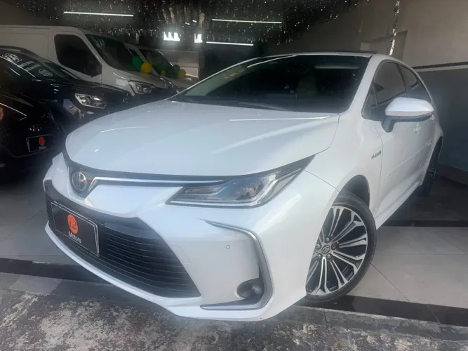 Toyota Corolla Altis Prem. Hybrid 1.8 Flex AUT 2023
