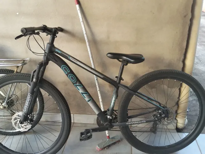 Vende se bicicleta