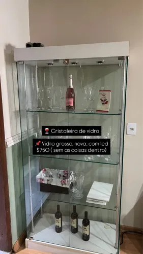 Cristaleira de vidro