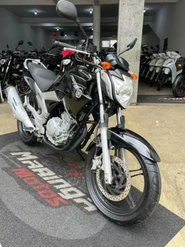 YAMAHA FAZER YS250 ABS IMPECAVEL. VALE A PENA CONFERIR.