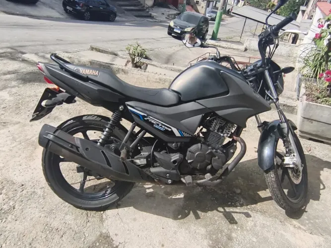 MOTO YAMAHA NOVA de Garagem