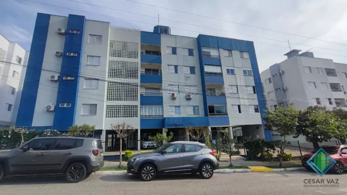 Apartamento mobiliado em ótima localização no bairro Córrego Grande.