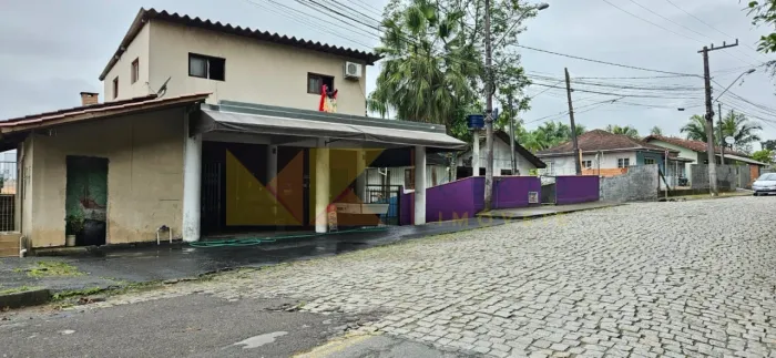 Terreno / Lote próprio para construção de sobrados ou predio comercial.