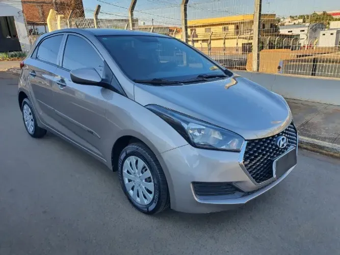 Hyundai HB20 Unique 1.0 Flex 12V Mec. 2019