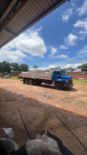 Vende se esse caminhão Mb 1318