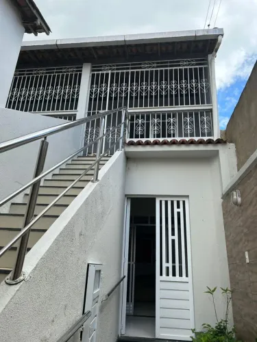 Estou procurando pessoas para dividir o aluguel