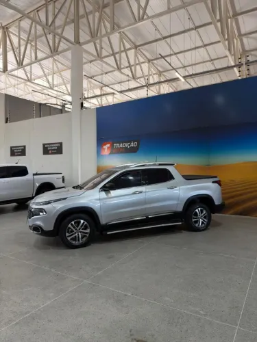 Fiat Toro Volcano 2.0 16V 4X4 TB Diesel Aut. 2017