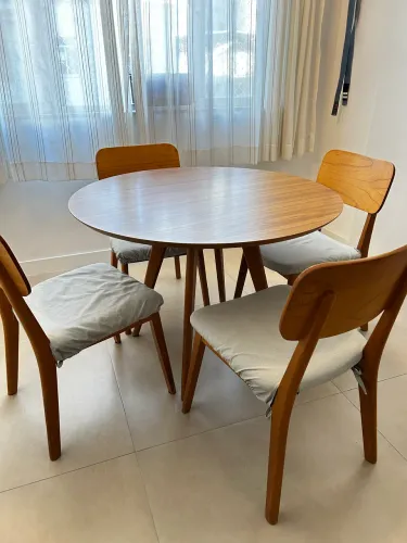 Mesa Jantar com cadeiras