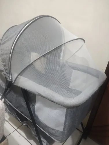 Berço portátil em estado de novo