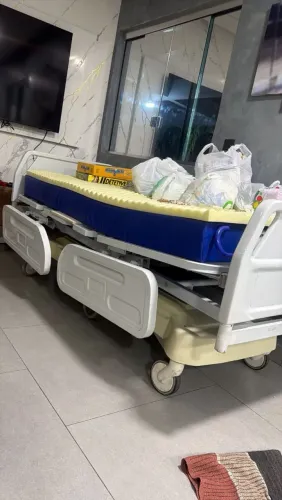 Cama hospitalar com colchão 