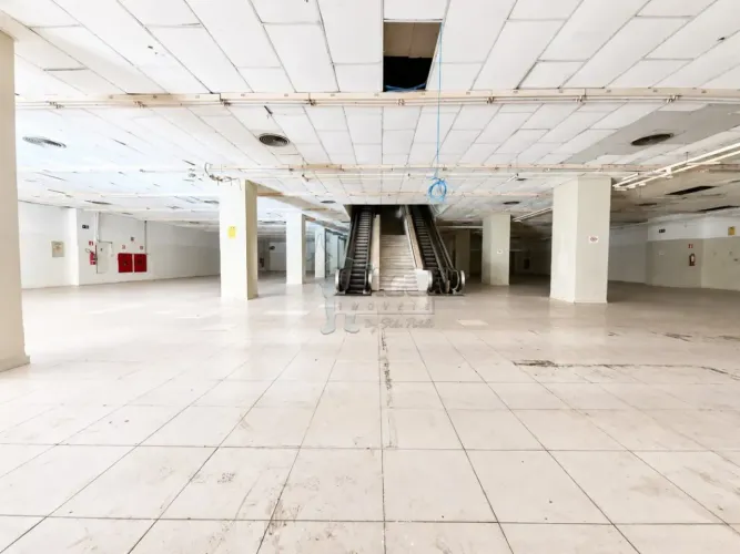 Prédio comercial de 4886m² com 06 pavimentos para locação - Vila Seixas
