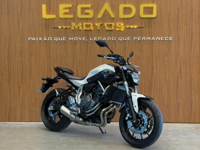 YAMAHA MT-07