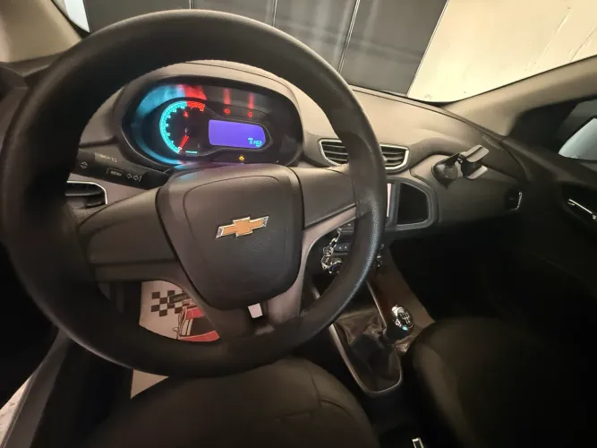 Chevrolet Onix Hatch LTZ 1.4 8V Flex Power Mec. 4P 2015