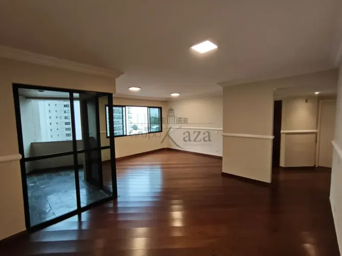 Apartamento Padrão - Residencial Villa Romana - Vila Ema - 145m² - 3 Dormitórios .