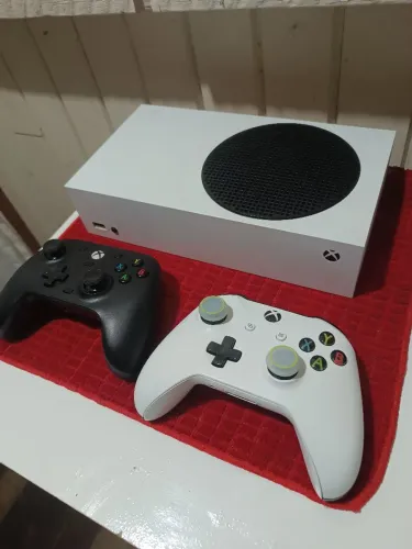 XBOX SERIES S - FUNCIONANDO PERFEITAMENTE