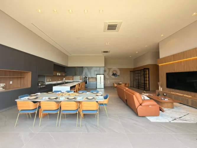 Casa à venda no Residencial Lago Sul com 04 suítes