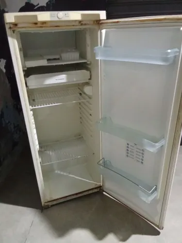 Geladeira Continental 1 Porta - Excelente Espaço Interno | Usada