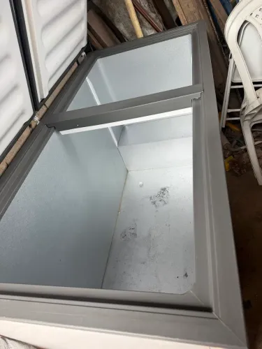 Vendo Freezer novo