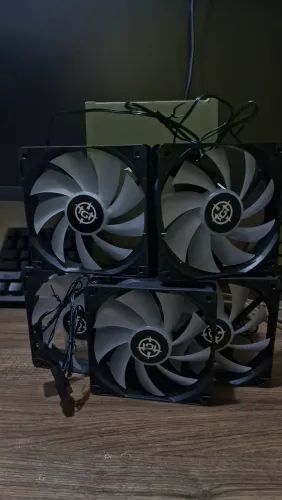 Kit 5 Fans TGT Striker Rainbow Gamer para PC
