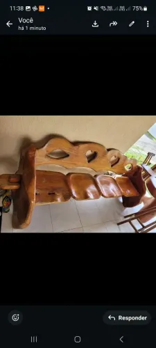 Lindo banco de jaqueira