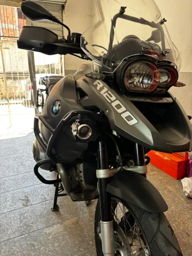 Vende-se GS 1200 R Adventure, em perfeito estado de conservação em dias no meu nome!
