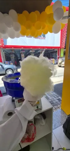 Locação de maquian algodão-doce  colorido e muito mais !!!