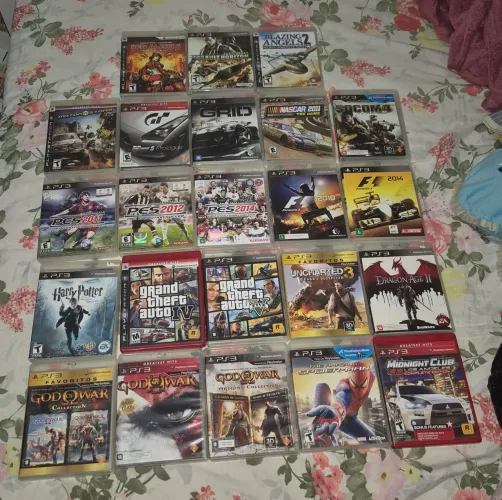 Lote com 23 jogos originais de PS3 - Ótimo estado