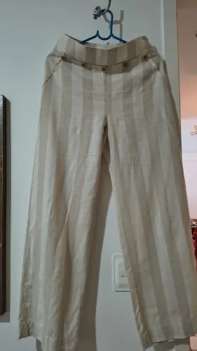 Calça tipo linho listrada tamanho 38
