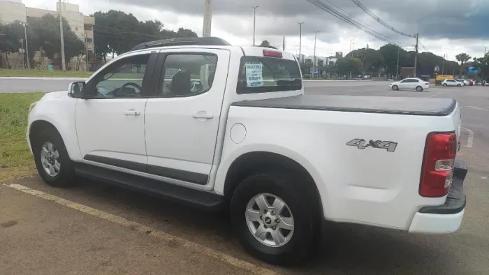 Chevrolet S10 Pick-up LT 2.8 TDI 4X4 CD Diesel AUT 2014